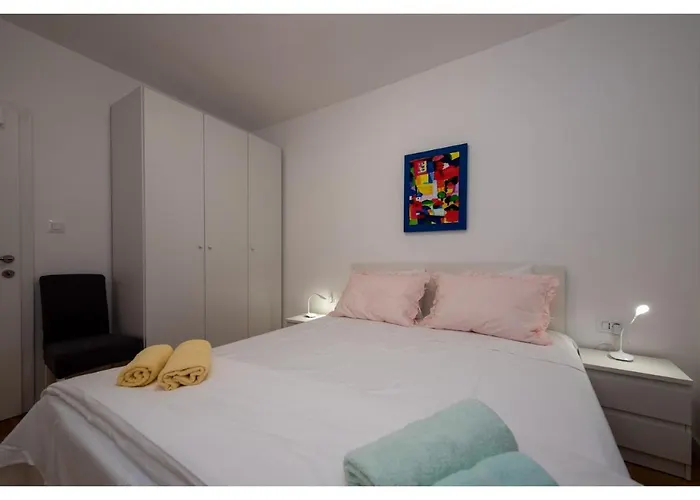 S'akvarel 2 - Private Garage Appartement Split
