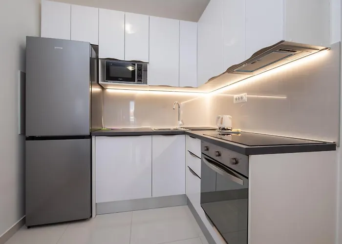 Apartman S'akvarel 2 - Private Garage