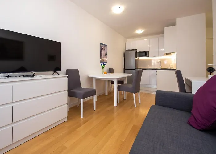Apartman S'akvarel 2 - Private Garage *